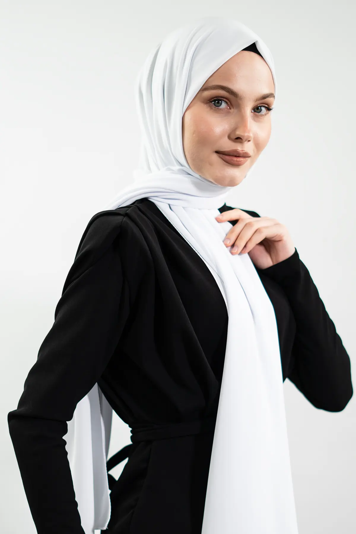 Madina Silk White Shawl-detail