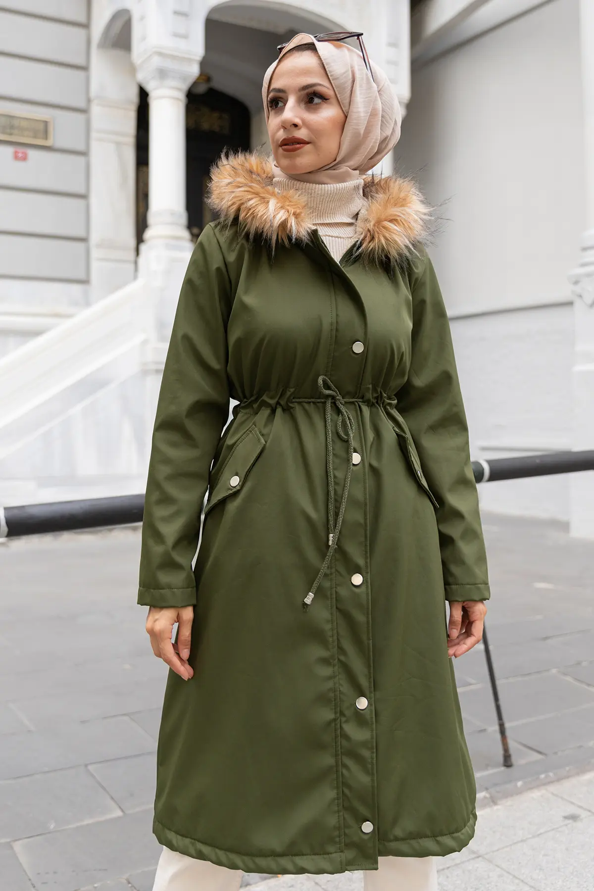 Fashion New Outwear-detail