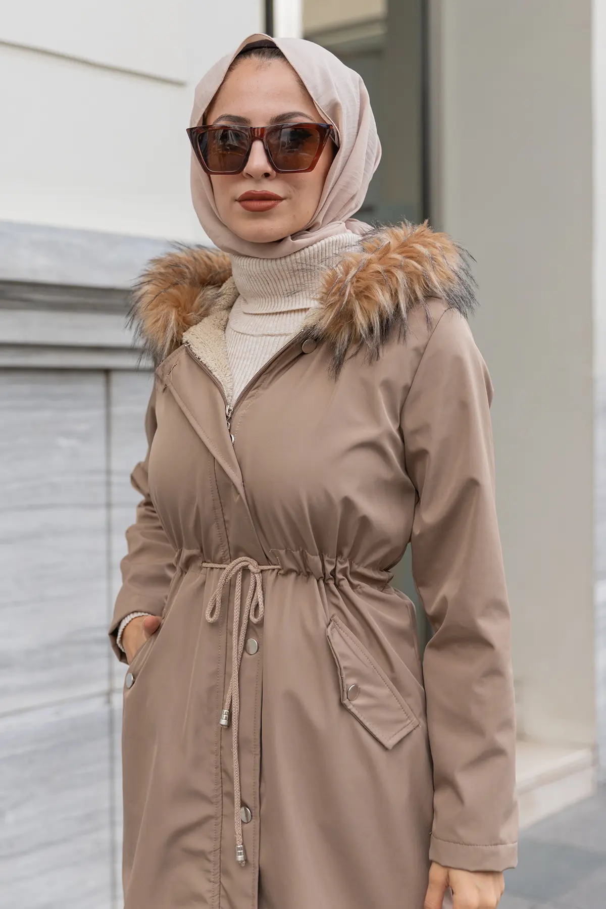 Fashion New Outwear-detail