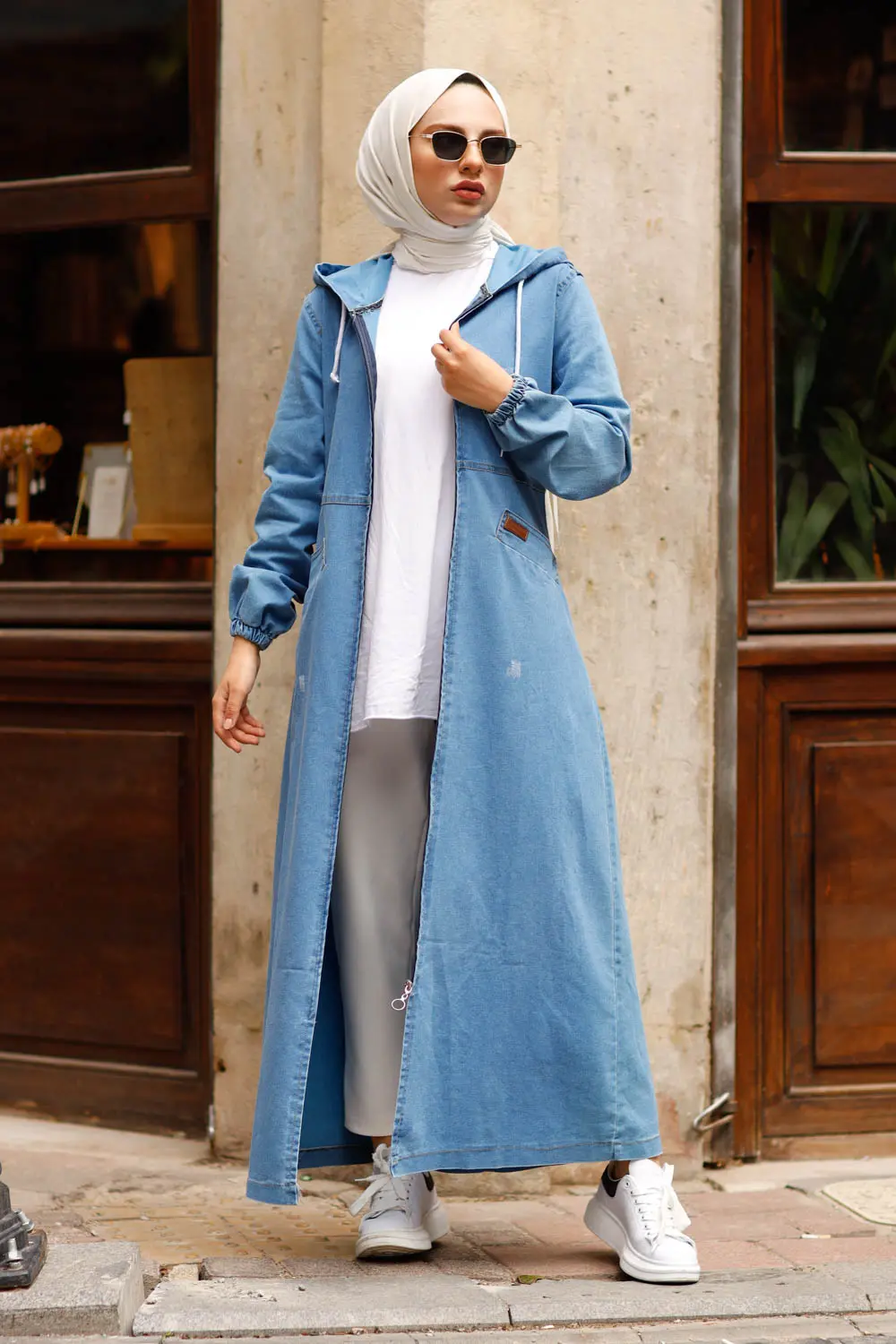 Fashion New Outwear-detail