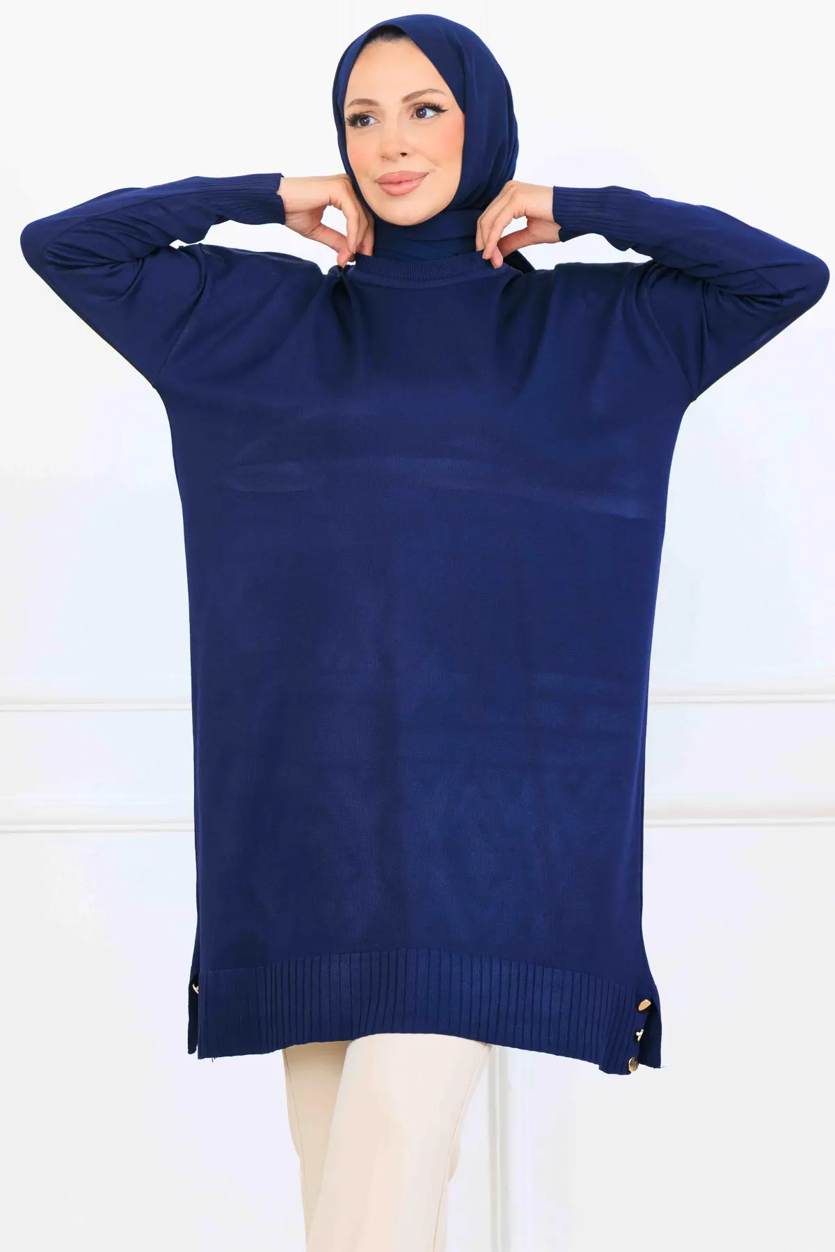 Mercerized Tunic With Patterned Sleeves-detail