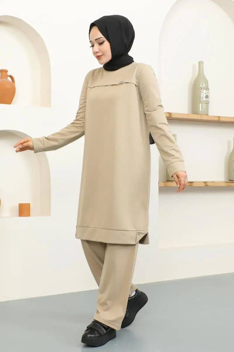 Metal Detailed Sports Suit-detail