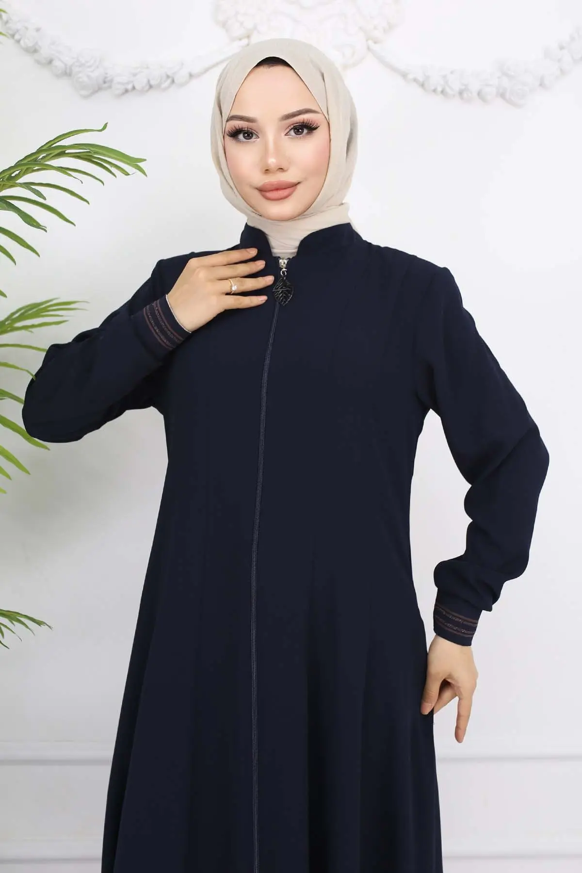 Mevlana Abaya With Elastic Sleeves-detail