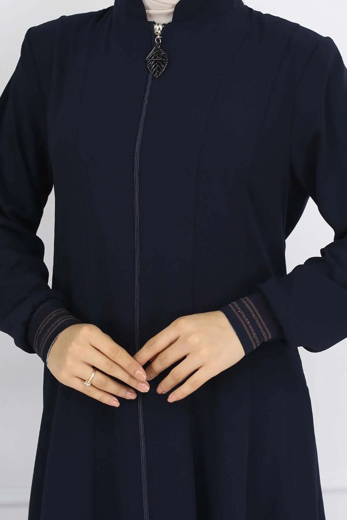 Mevlana Abaya With Elastic Sleeves-detail