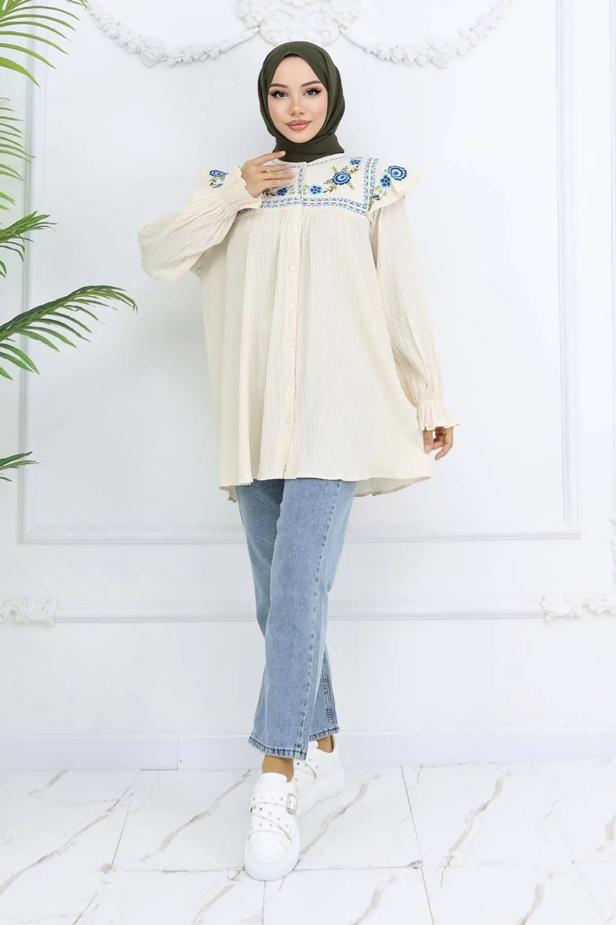 Nakış Detaylı Gömlek Krem 2201-detail