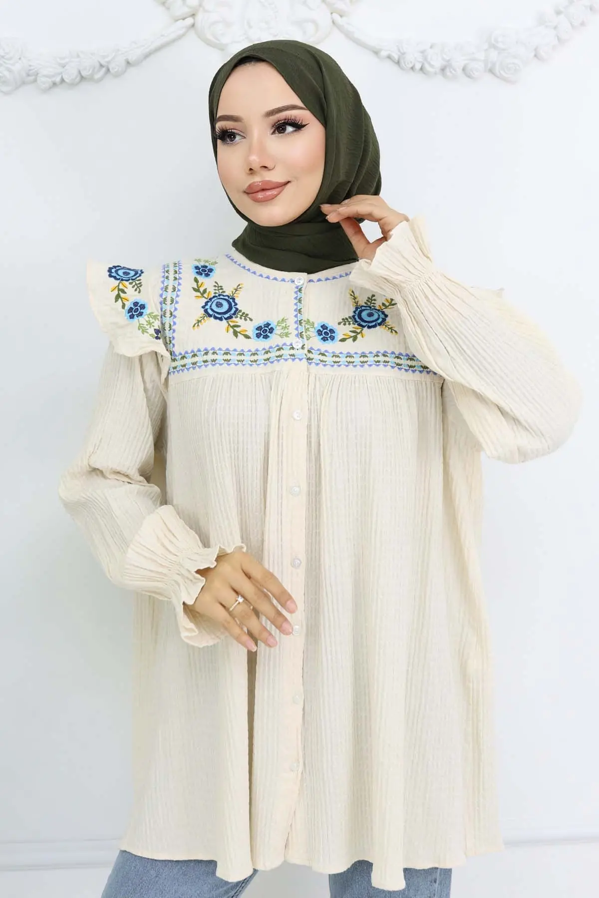Nakış Detaylı Gömlek Krem 2201-detail