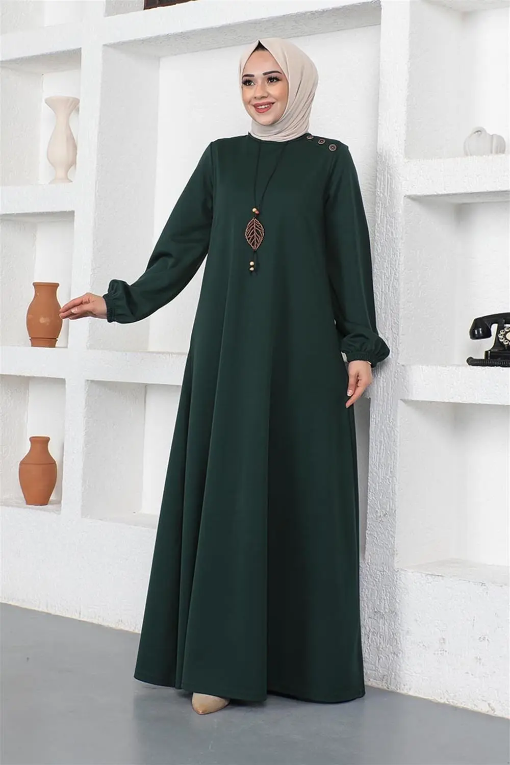 Necklace Crew Neck Hijab Dress-detail