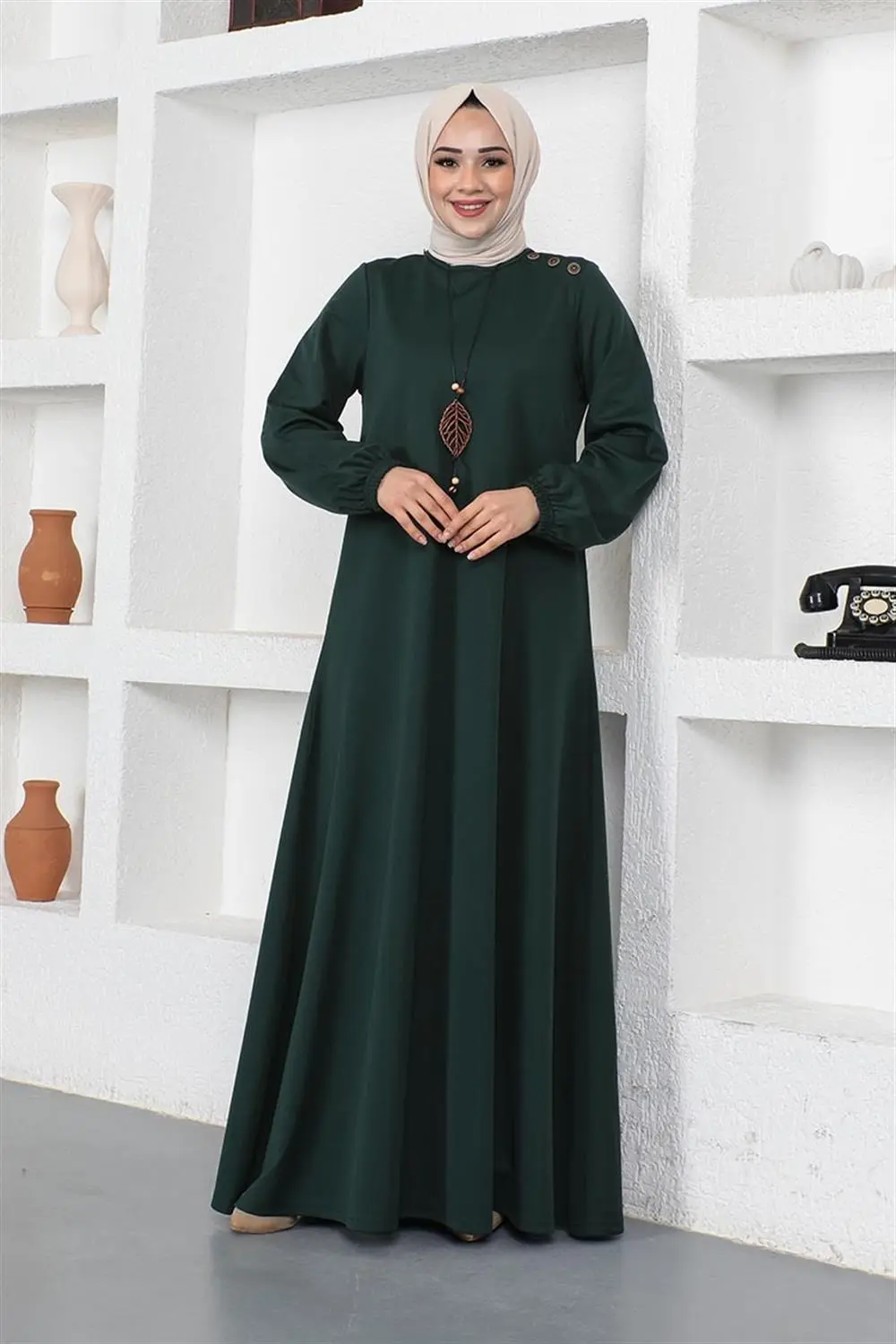 Necklace Crew Neck Hijab Dress-detail