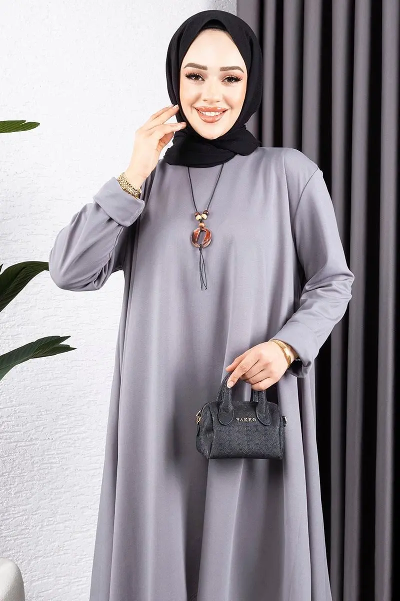 Necklace Slit Detailed Set-detail