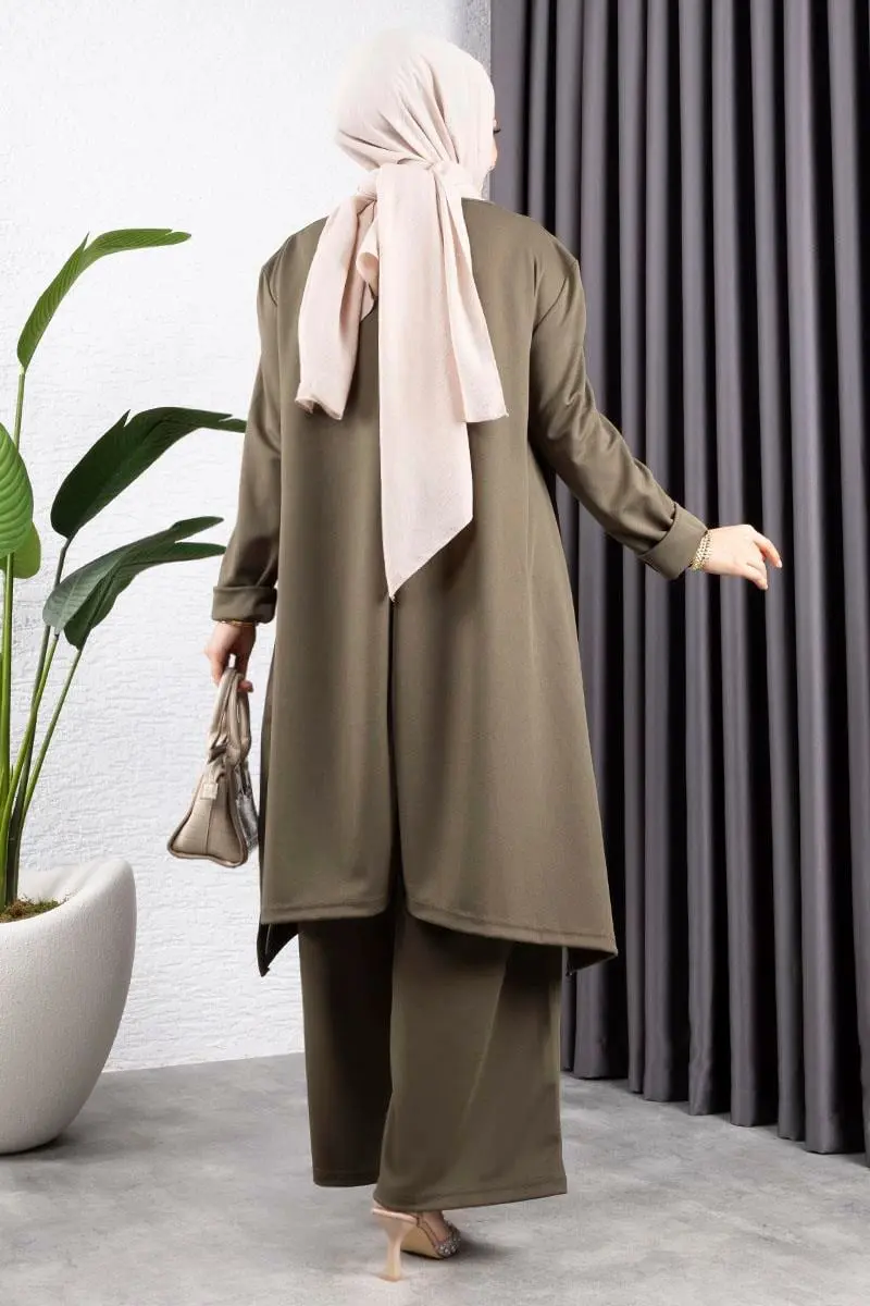 Necklace Slit Detailed Set-detail