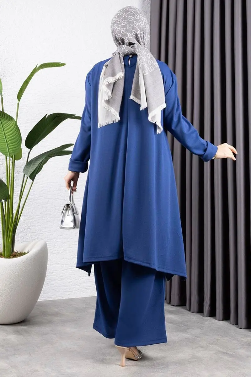 Necklace Slit Detailed Set-detail