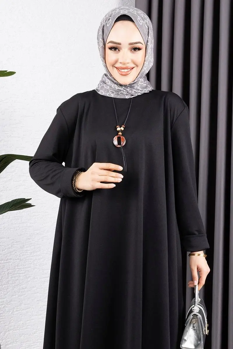 Necklace Slit Detailed Set-detail