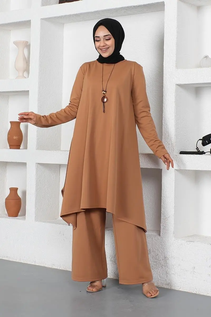 Necklace Slit Detailed Set-detail