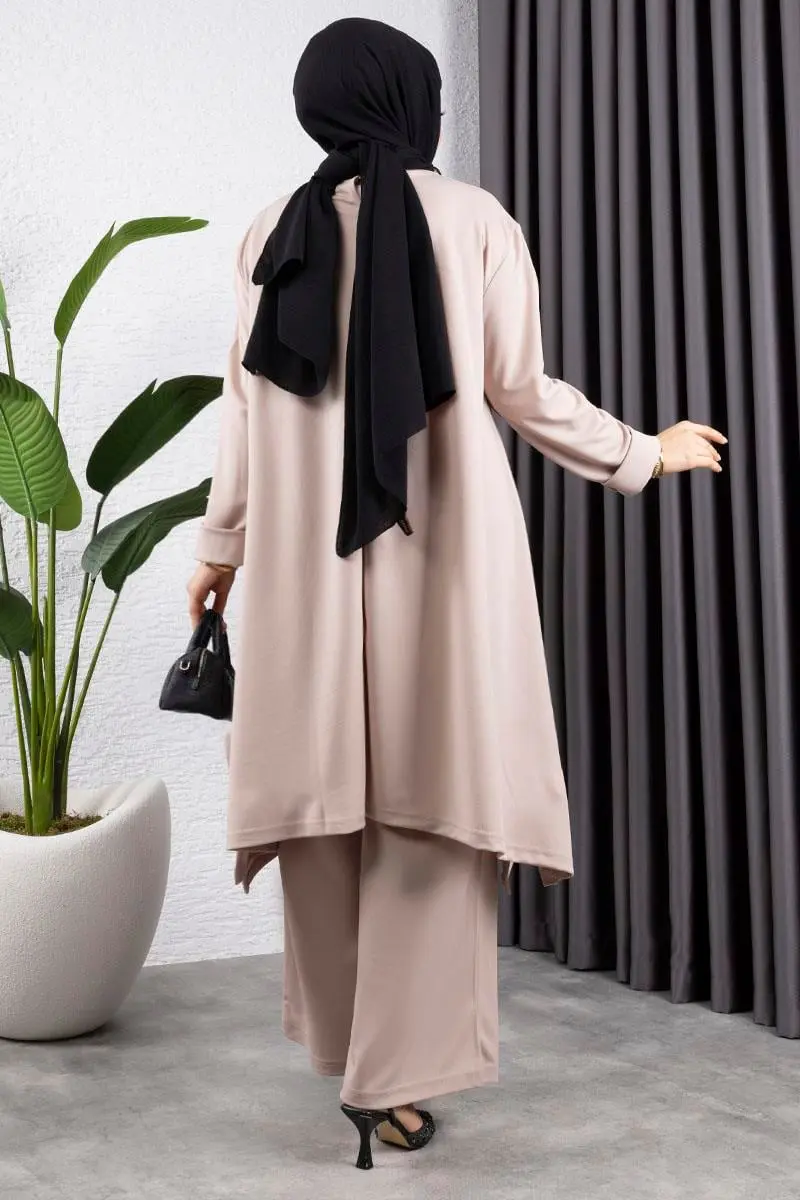 Necklace Slit Detailed Set-detail