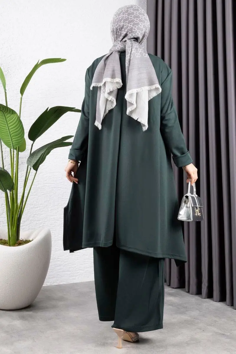 Necklace Slit Detailed Set-detail