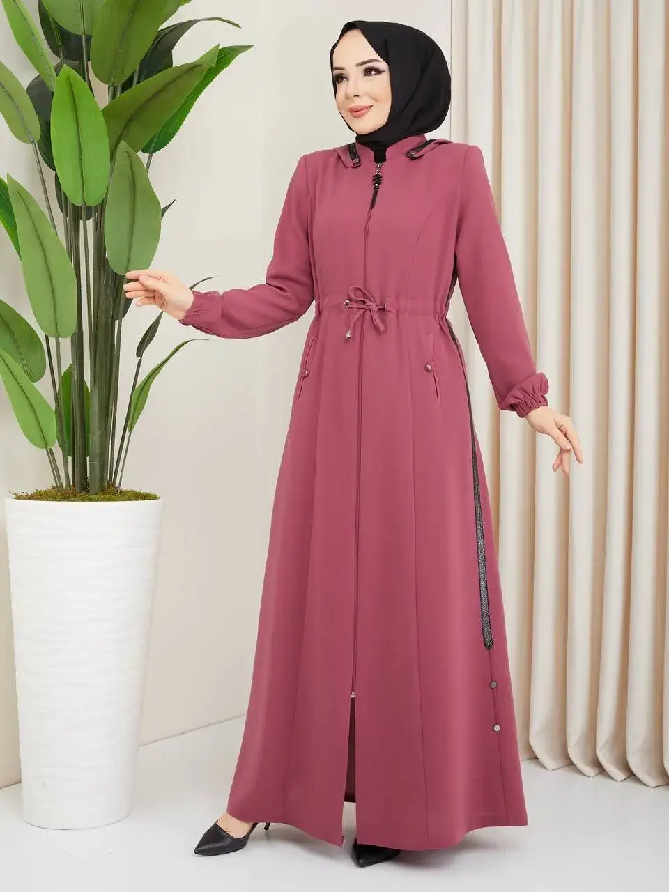 New Rose Abaya