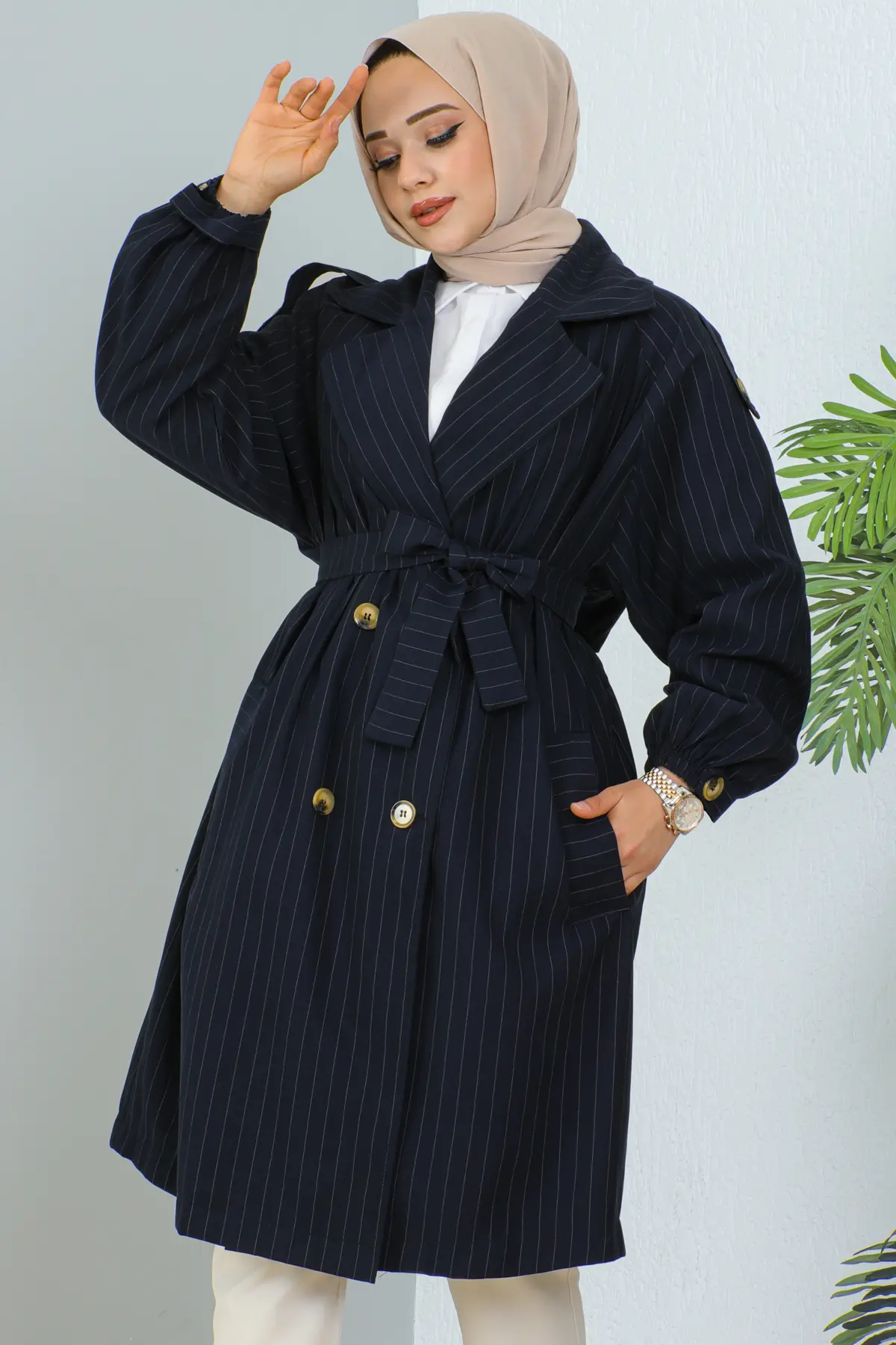 New Trench Coat-detail