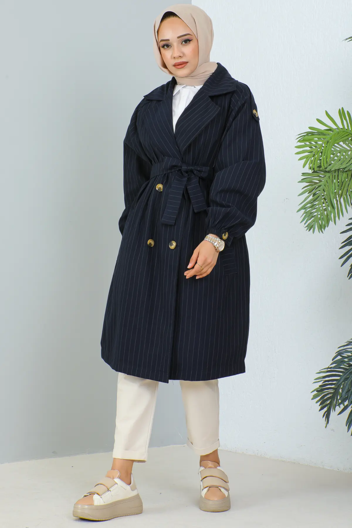 New Trench Coat-detail