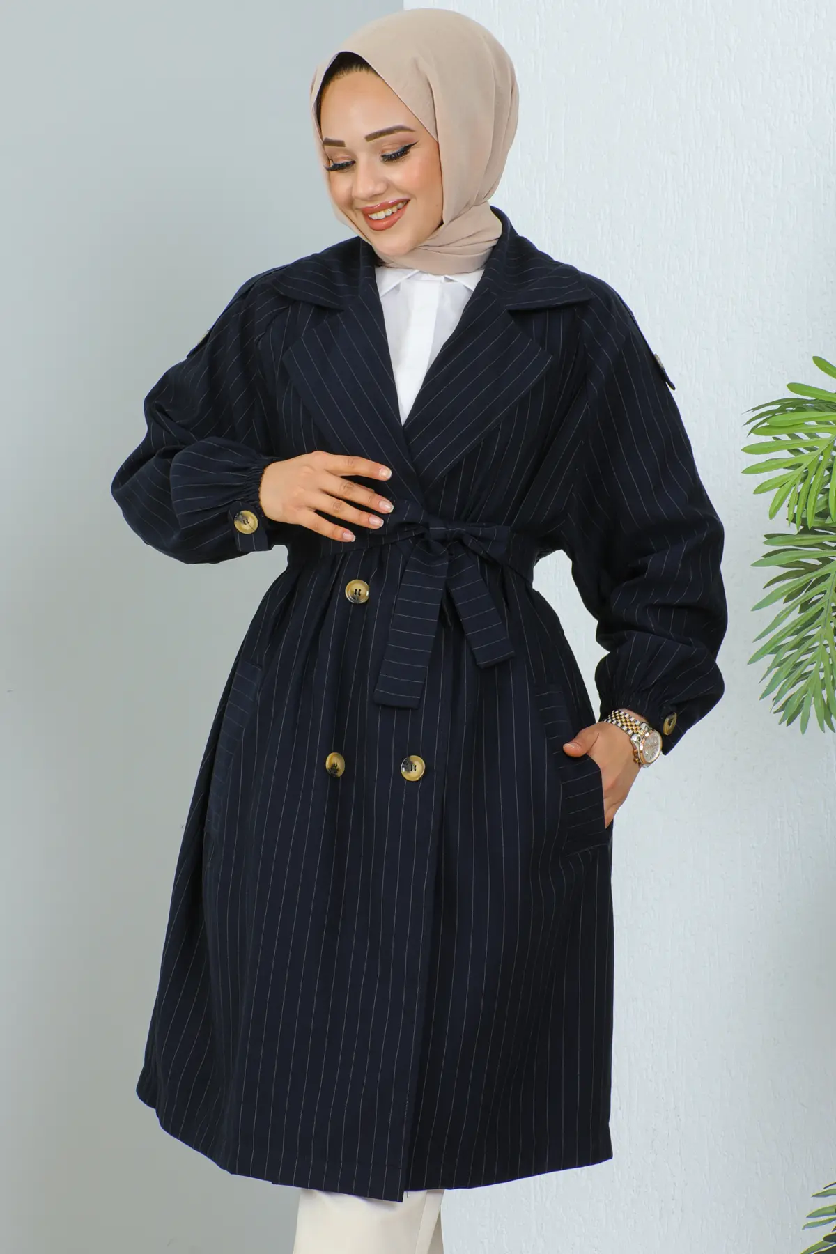 New Trench Coat-detail