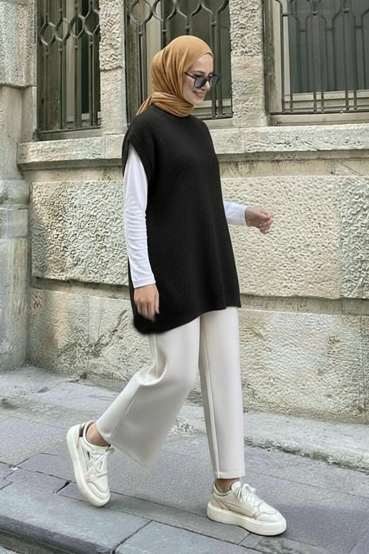 Oversize Knit Sweater-detail