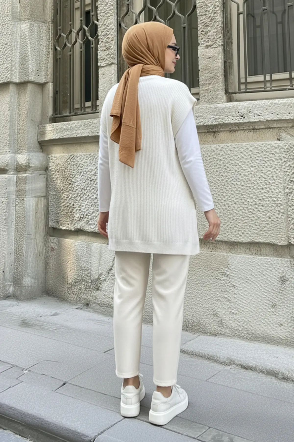 Oversize Knit Sweater-detail