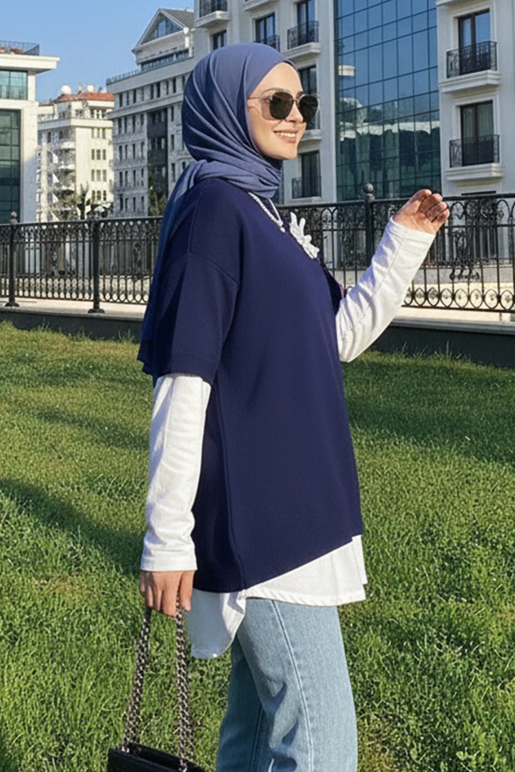 Oversized Ribbed Knit Sweater-detail