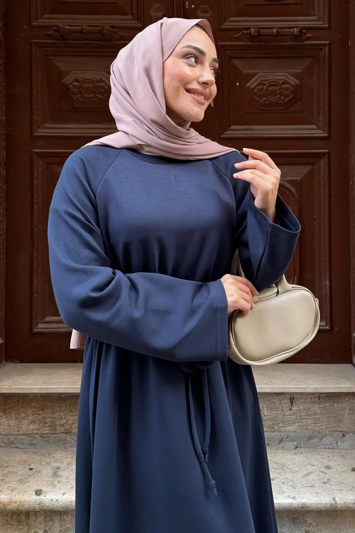 Oysho Hijab Dress-detail