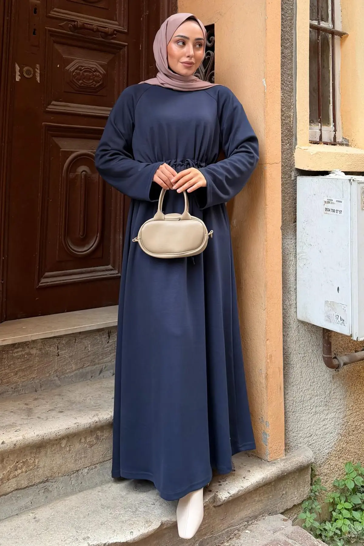 Oysho Hijab Dress-detail