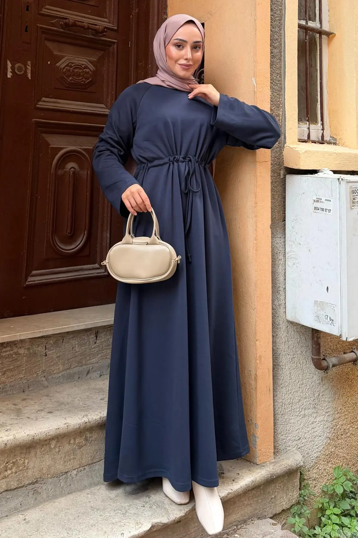 Oysho Hijab Dress-detail