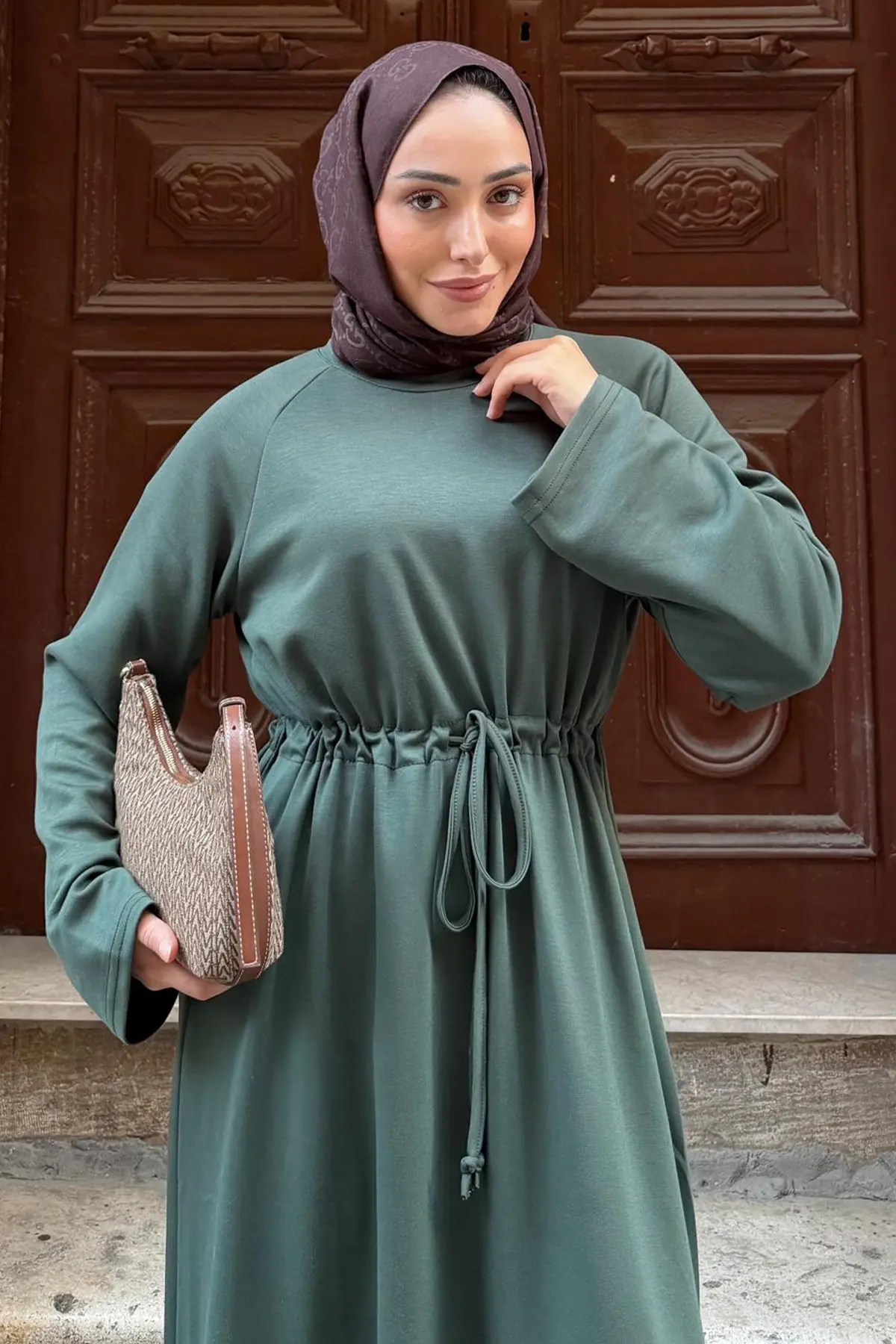 Oysho Hijab Dress-detail