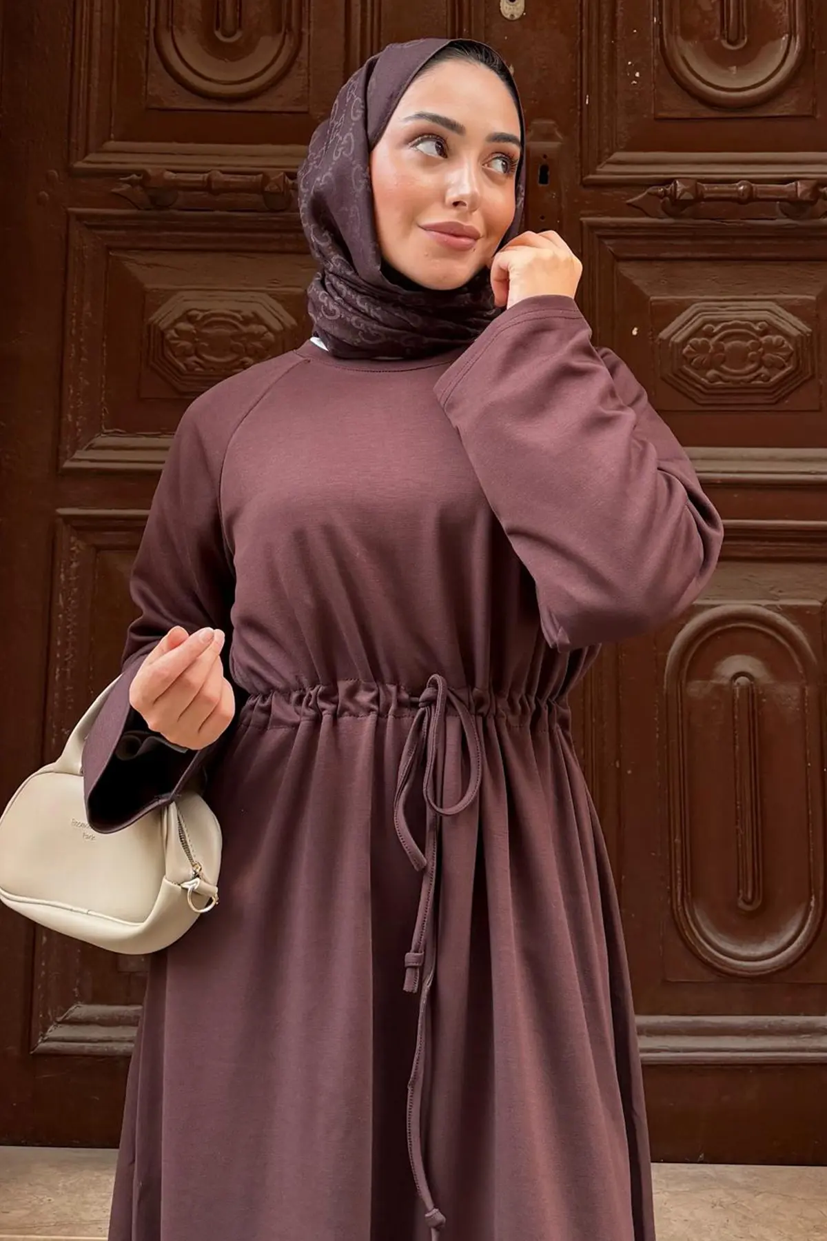 Oysho Hijab Dress-detail