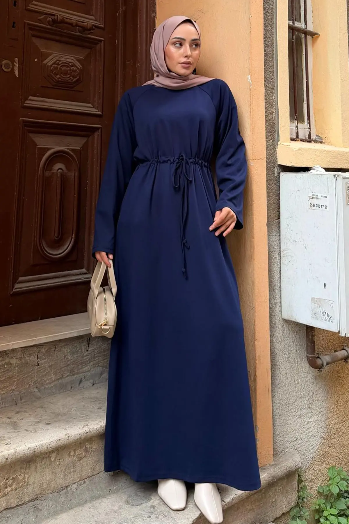 Oysho Hijab Dress-detail