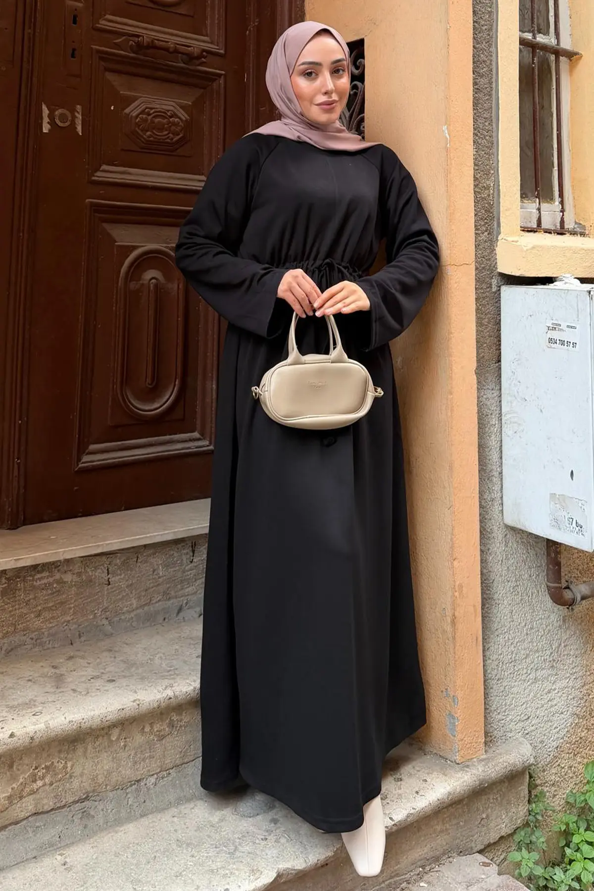 Oysho Hijab Dress-detail