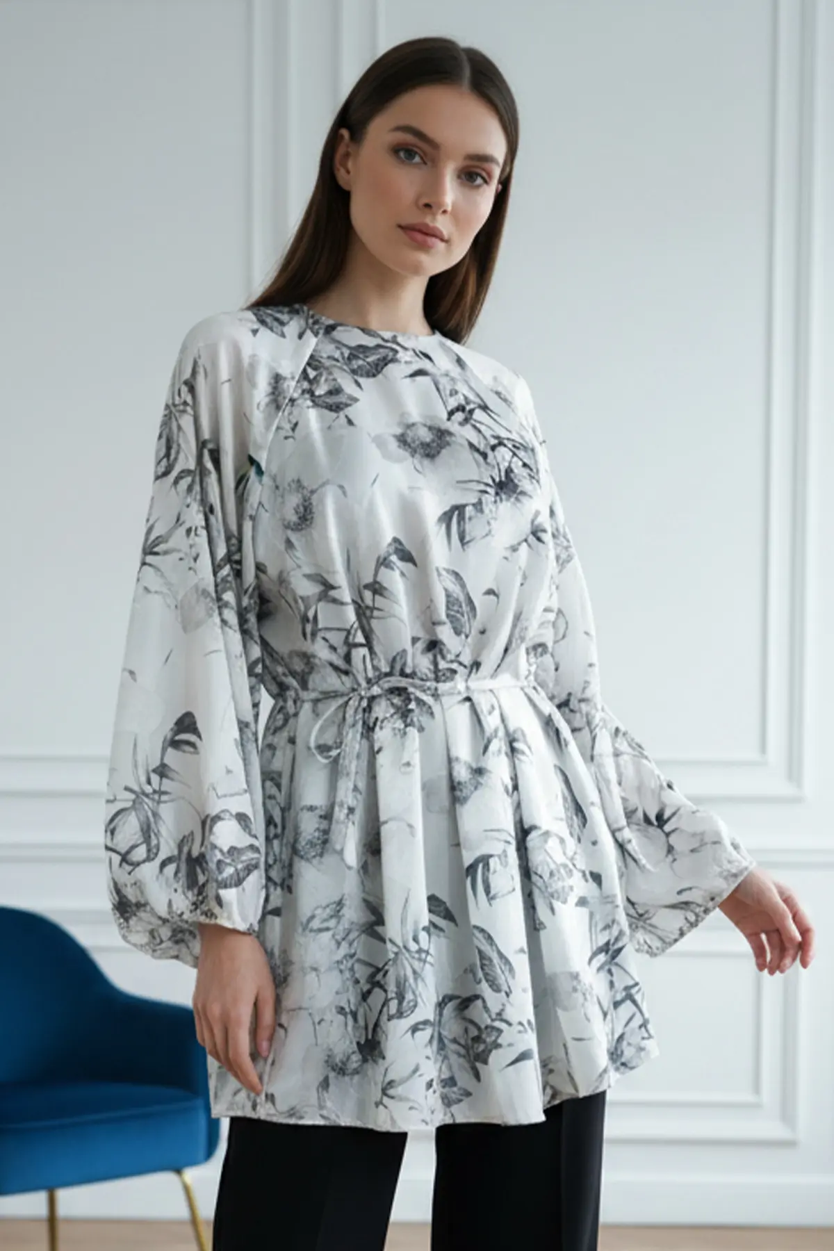 Patterned Balloon Sleeve Chiffon Shirt-detail
