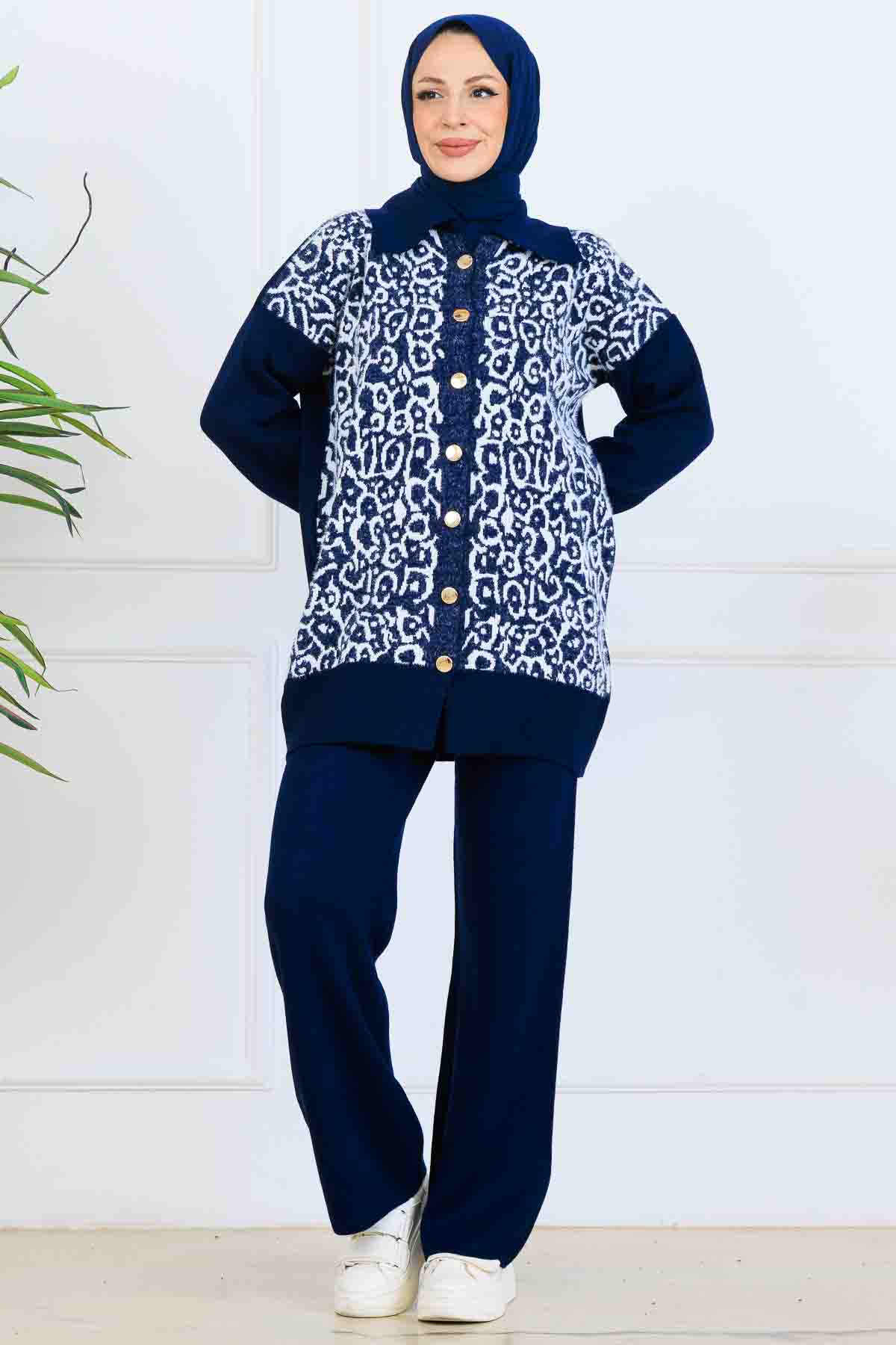 Patterned Button Detailed Knitwear Suit