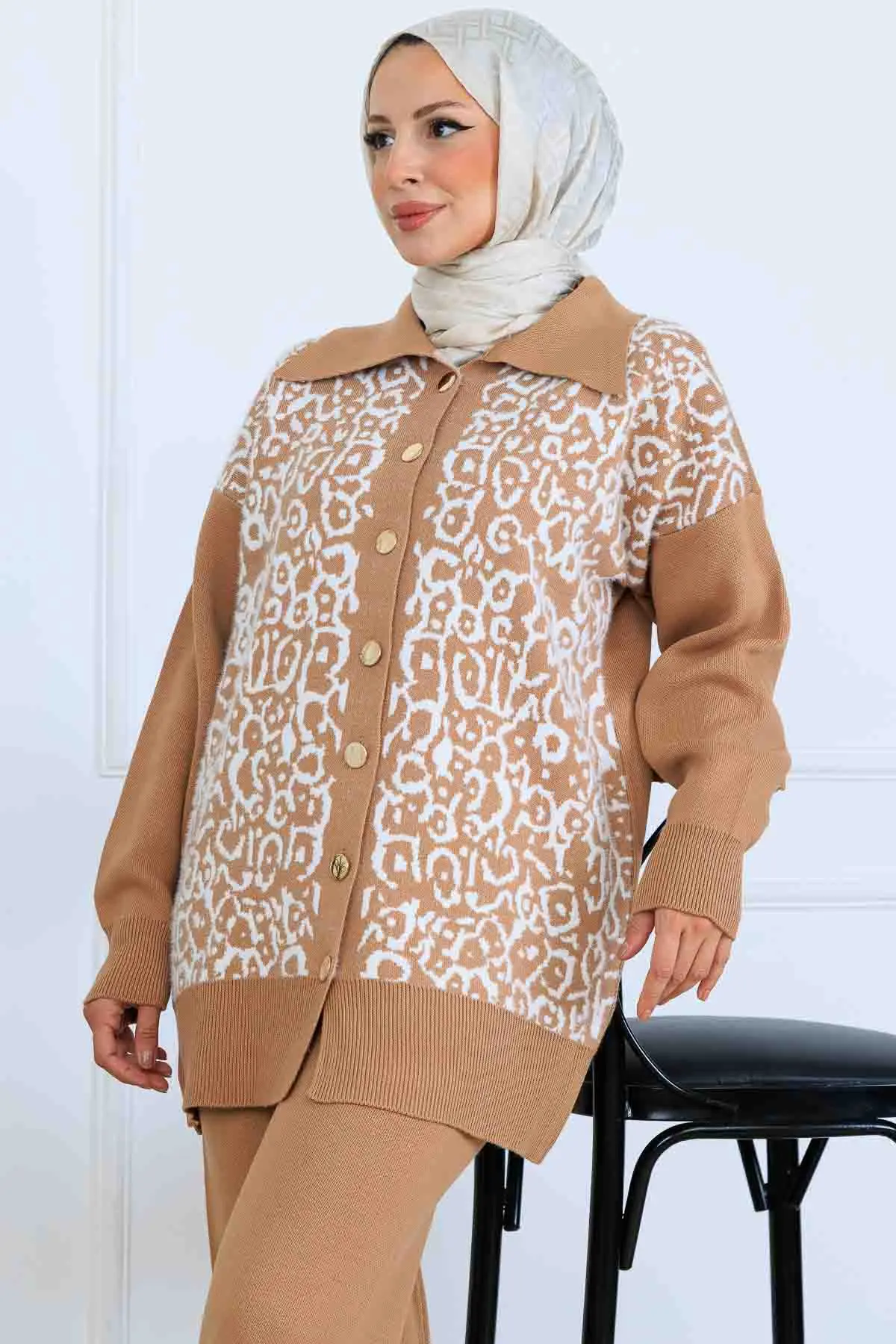 Patterned Button Detailed Knitwear Suit-detail