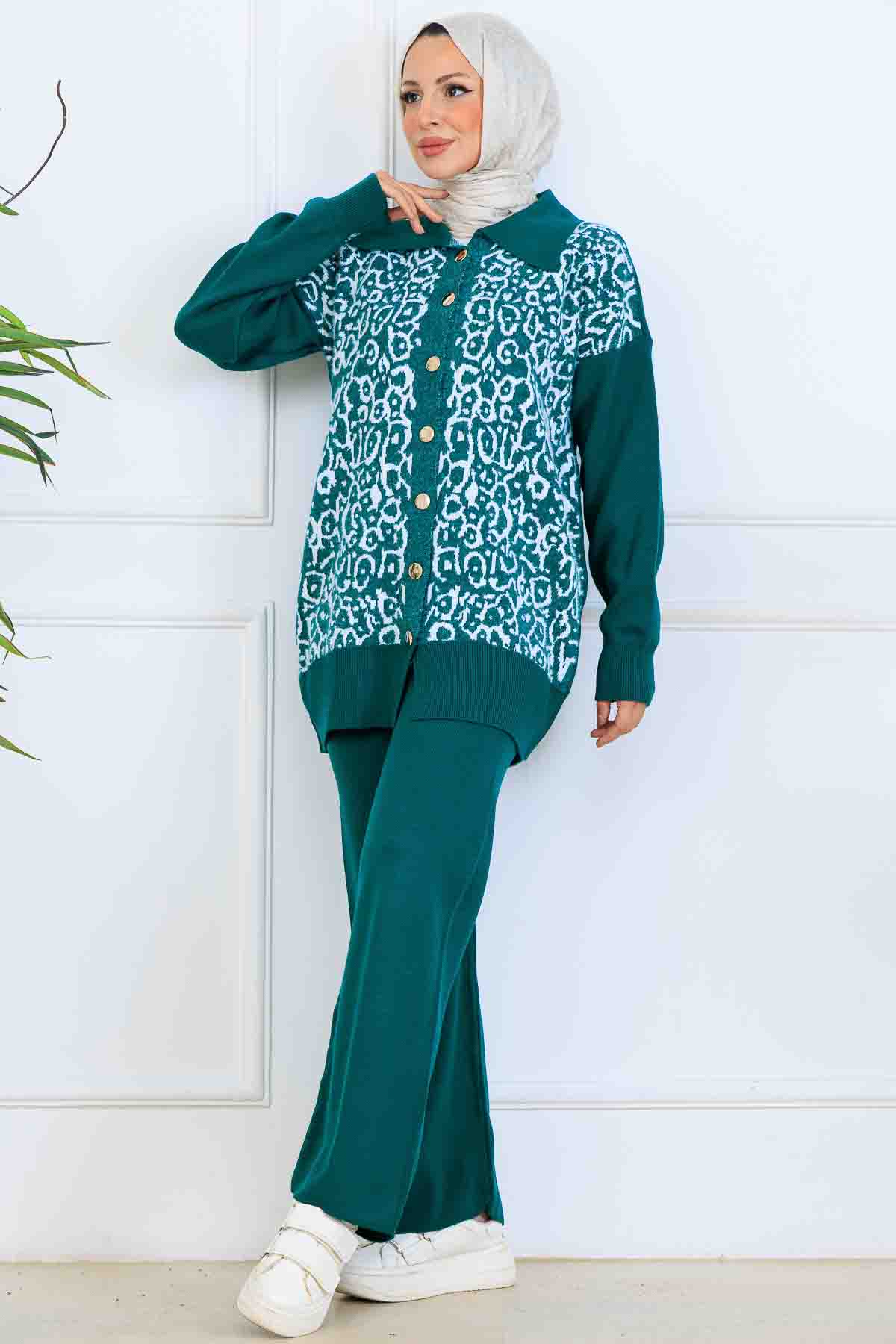 Patterned Button Detailed Knitwear Suit