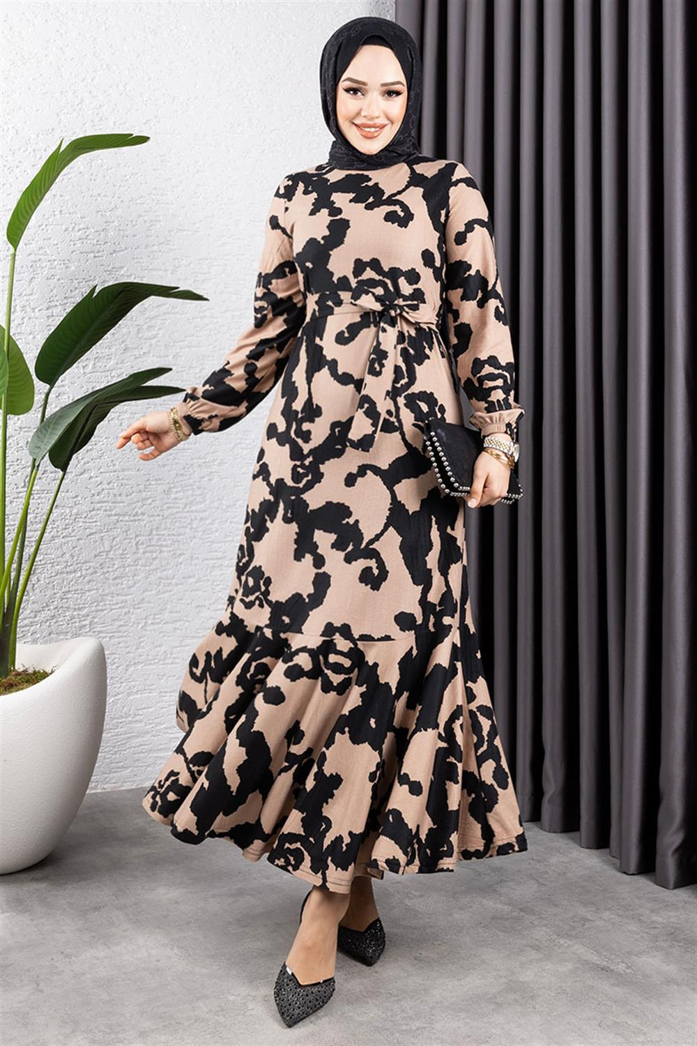 Patterned Dress With Flounce Skirt