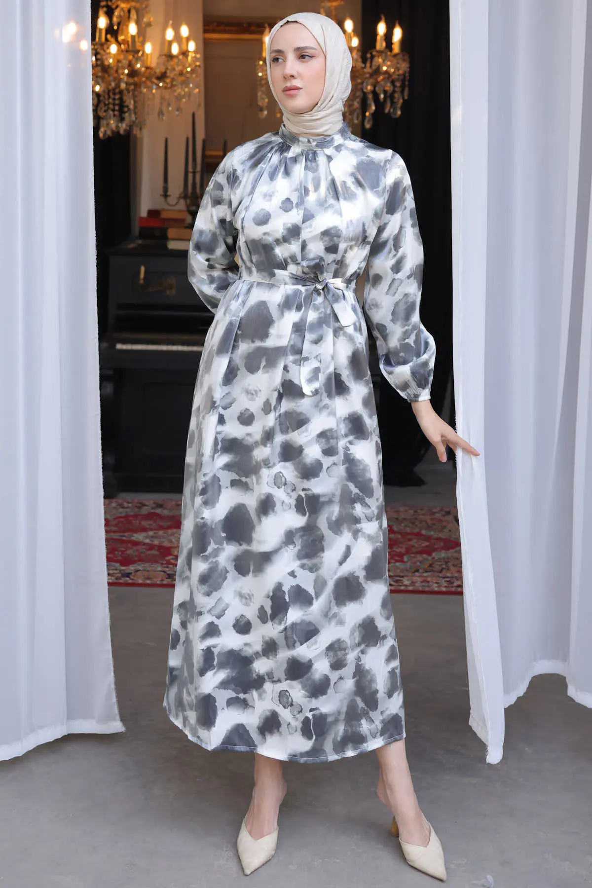 Patterned Dress With Sash Detail-detail