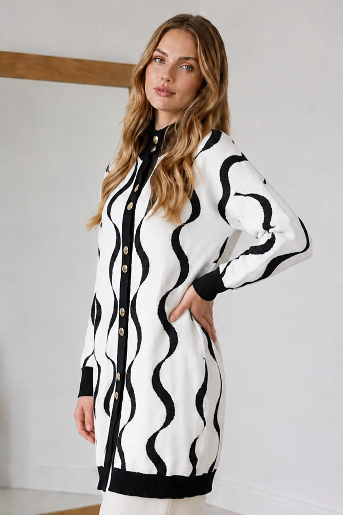 Patterned Eyelash-knit Cardigan N3323 Black-detail