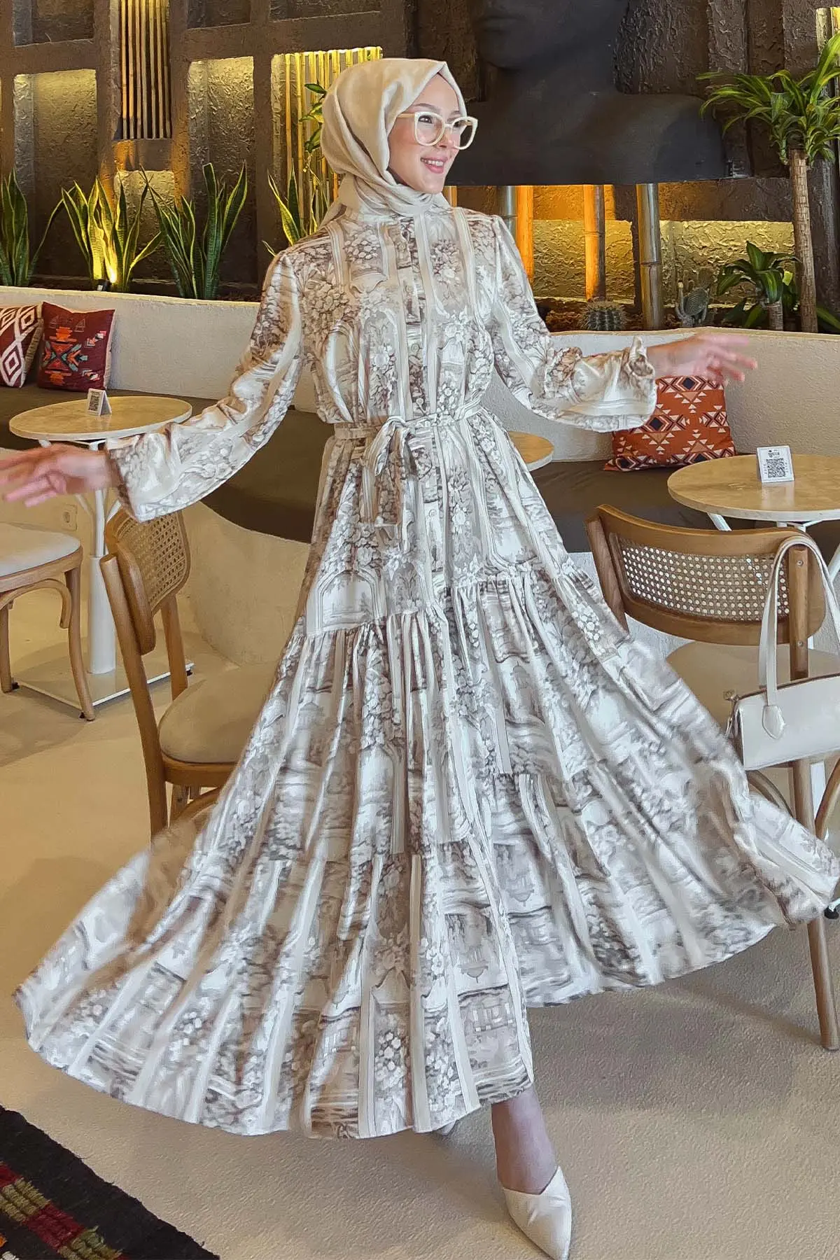 Patterned Hijab Dress-detail