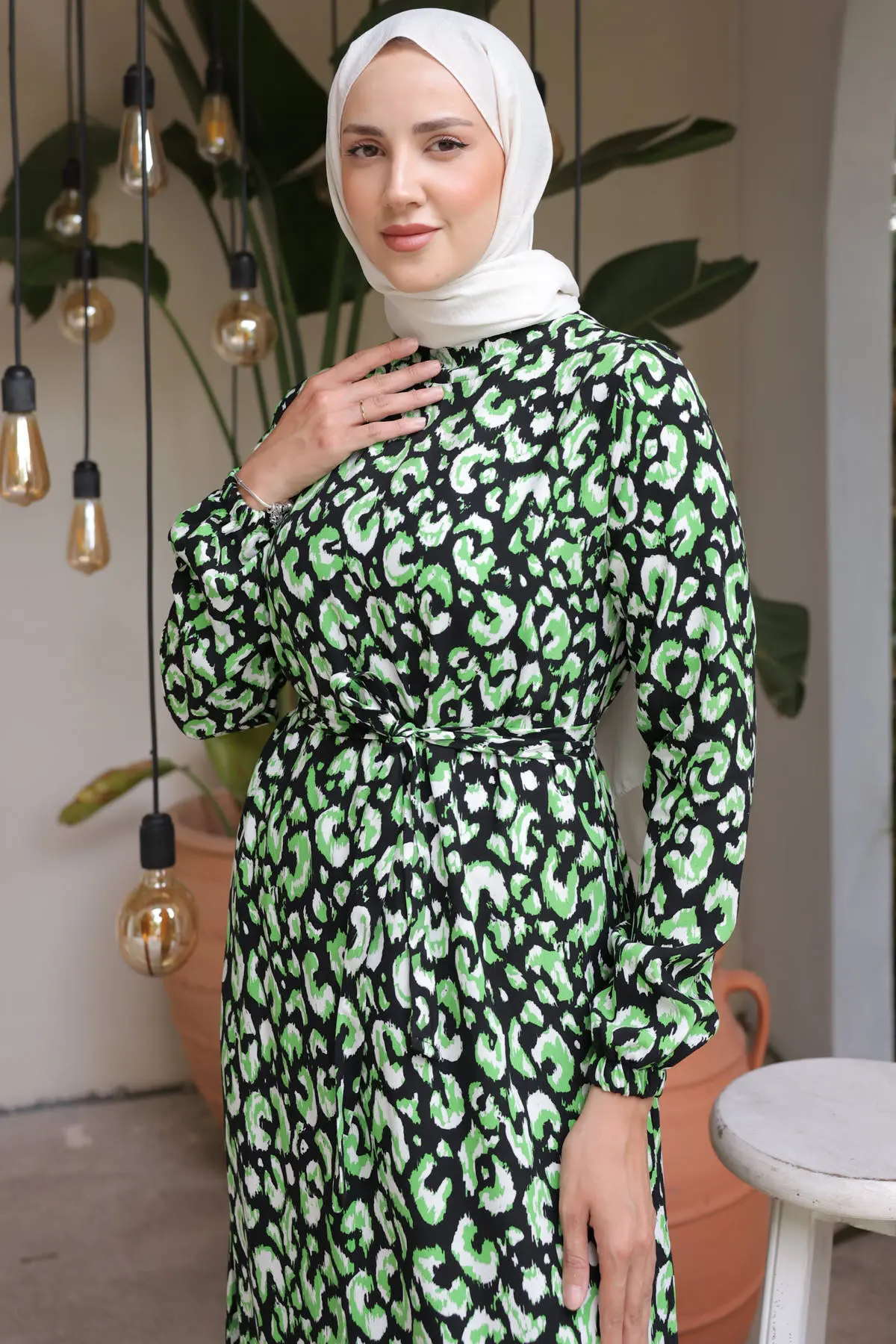 Patterned Hijab Dress-detail