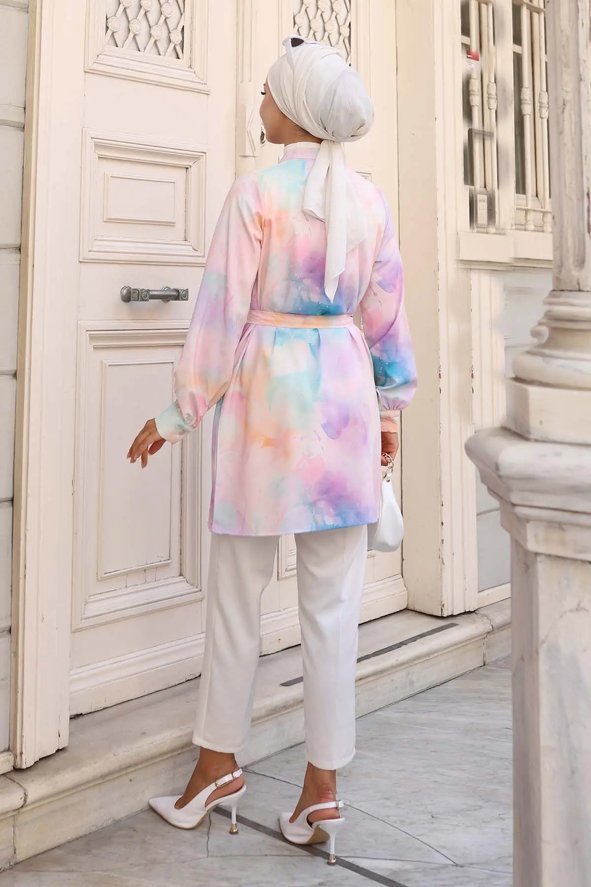 Patterned Hijab Shirt-detail