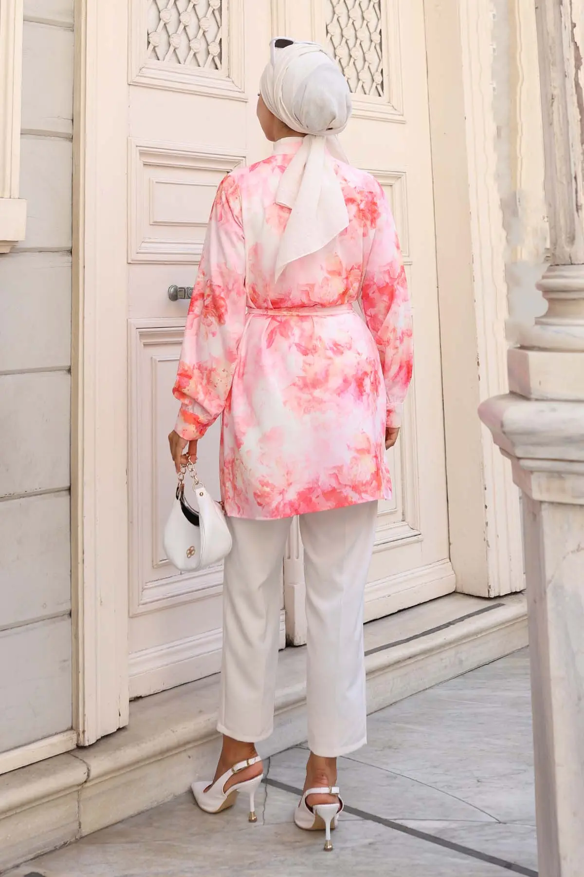 Patterned Hijab Shirt-detail