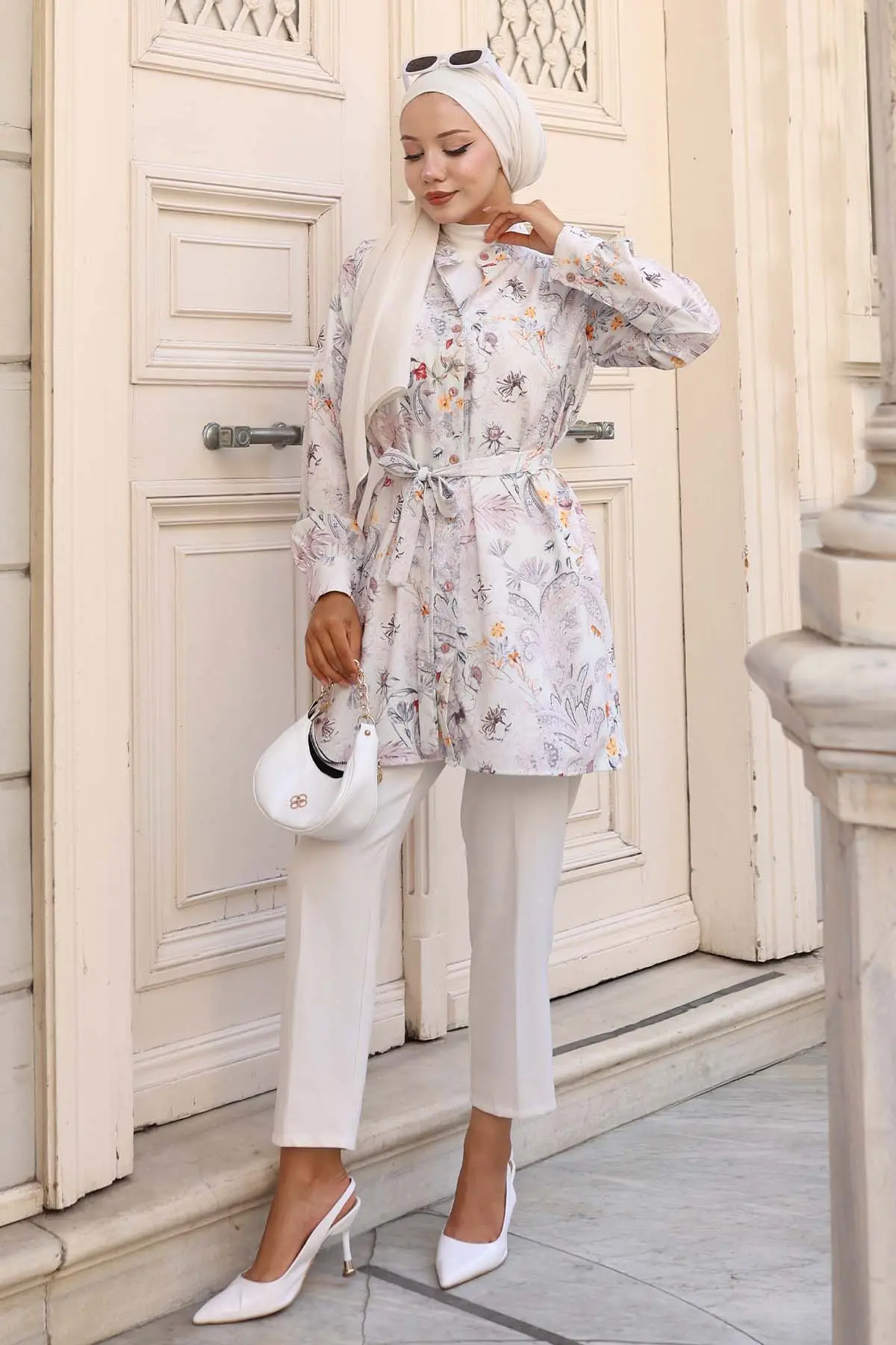 Patterned Hijab Shirt-detail