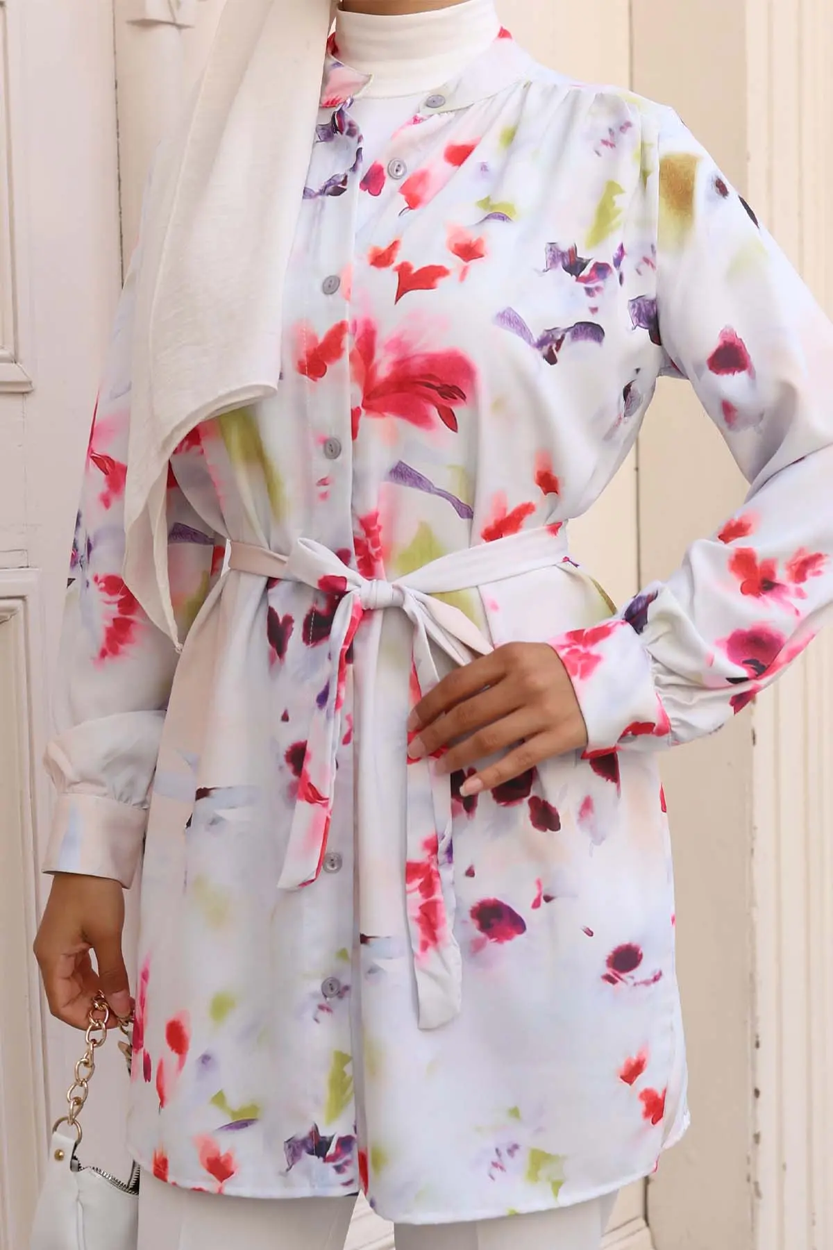 Patterned Hijab Shirt-detail