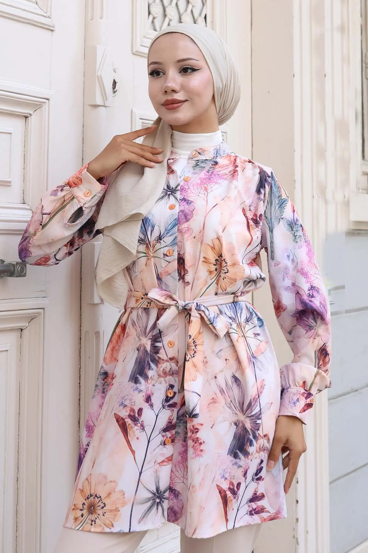 Patterned Hijab Shirt-detail