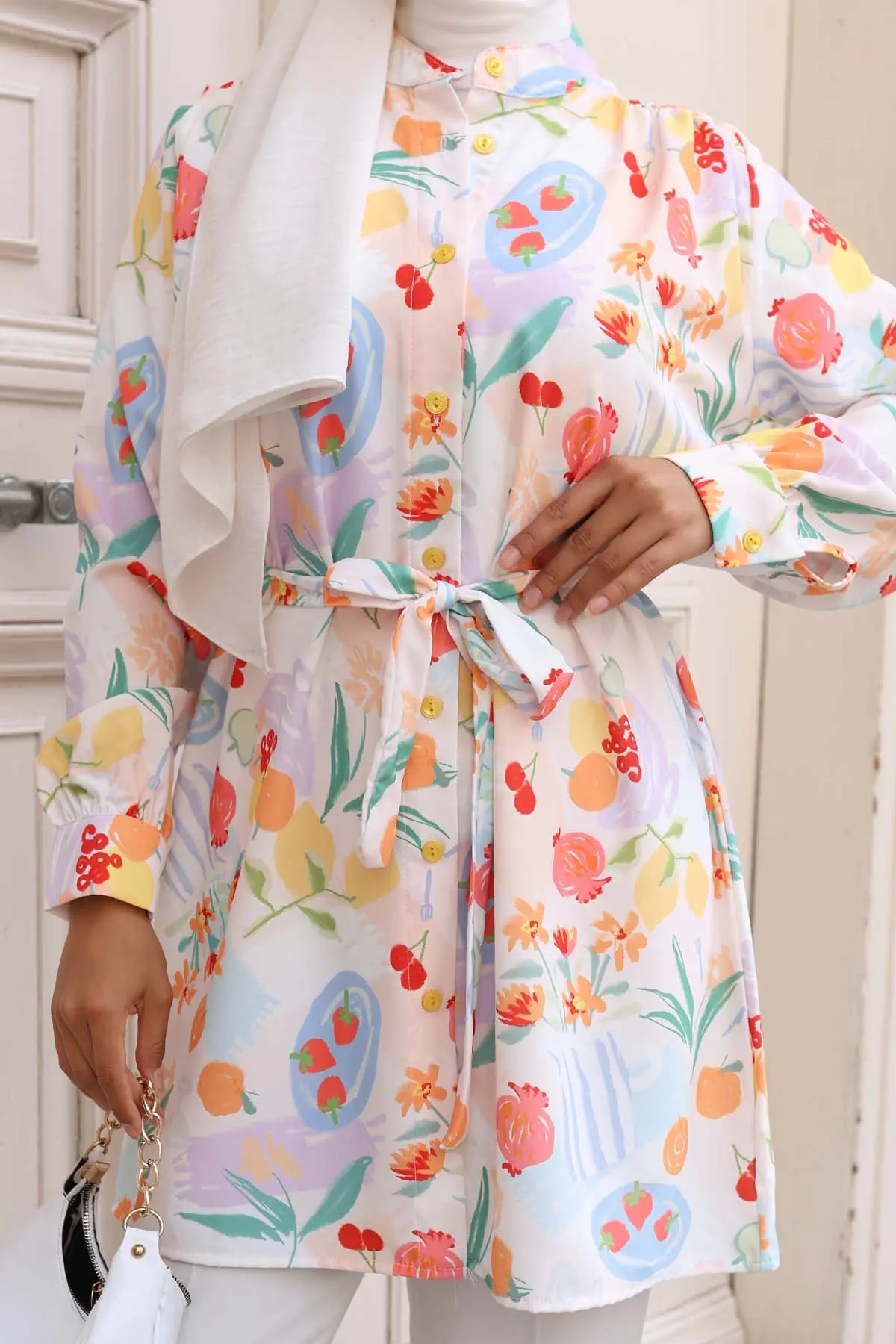 Patterned Hijab Shirt-detail