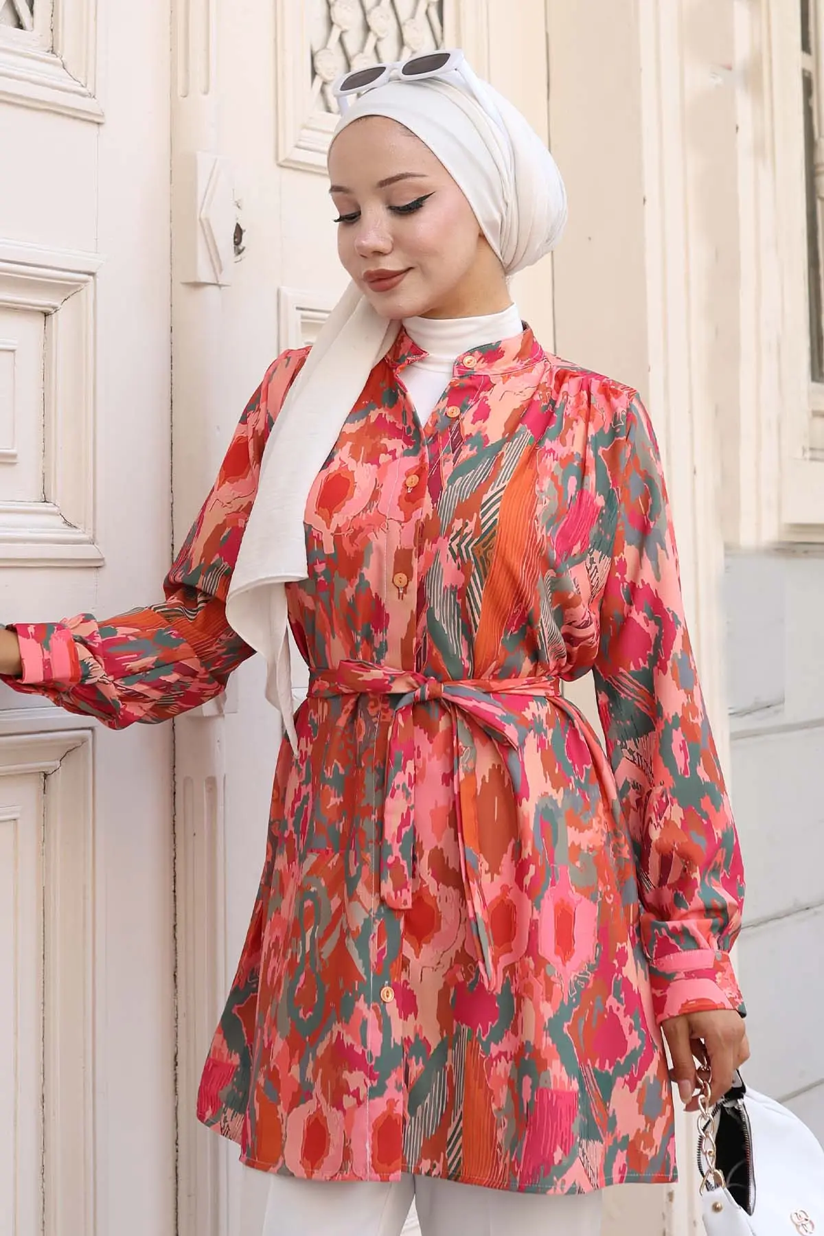 Patterned Hijab Shirt-detail