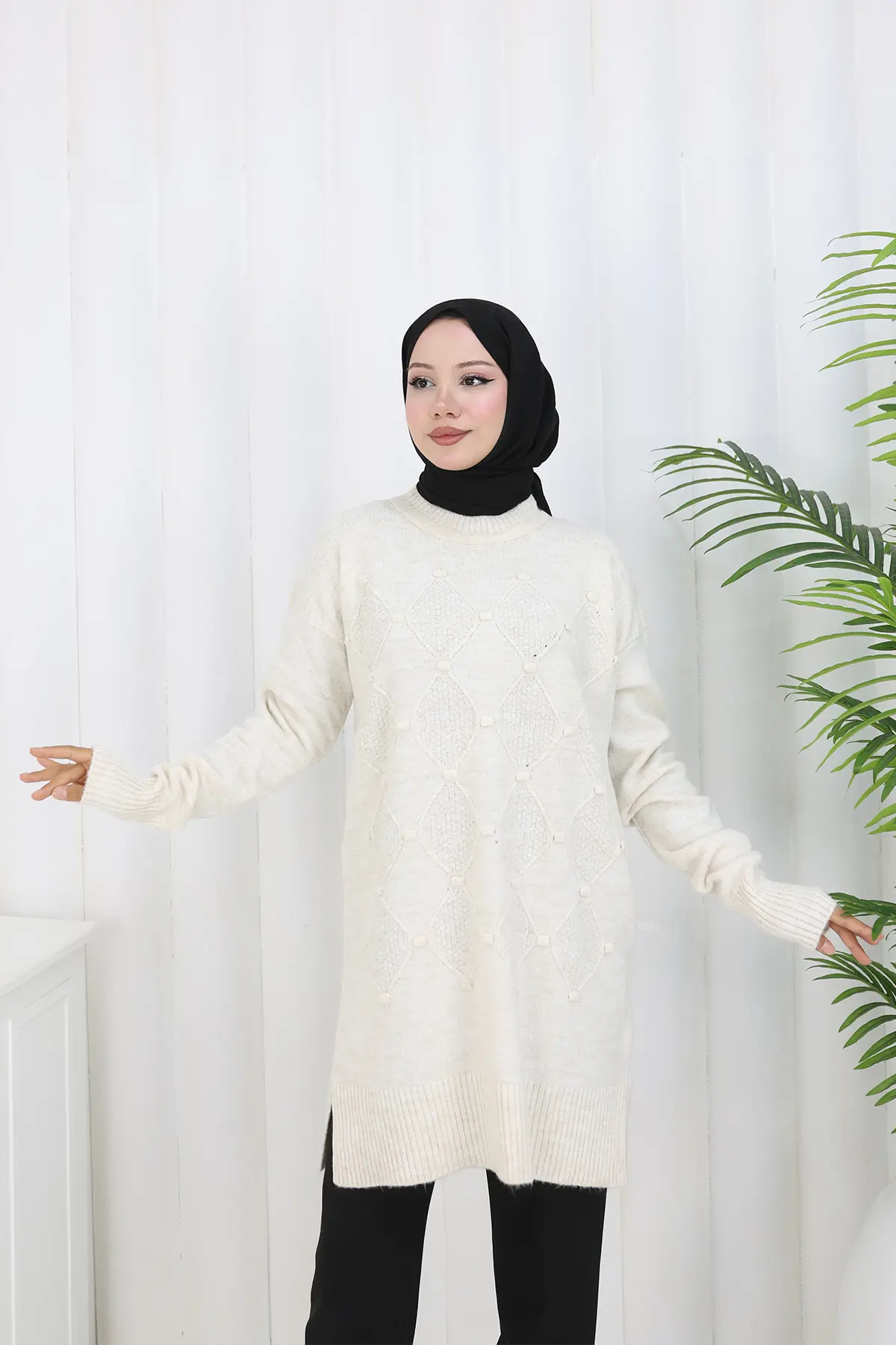 Patterned Knit Tunic-detail